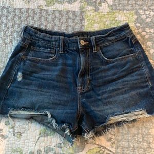 American Eagle Tomgirl Shorts